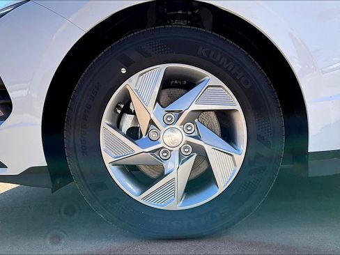 New 2025 Hyundai Sonata SE image 37