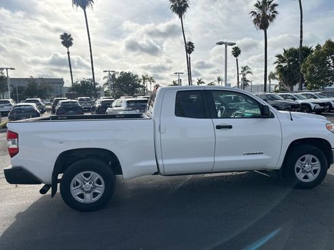 Used 2015 Toyota Tundra SR5 w/ Tow Package image 23
