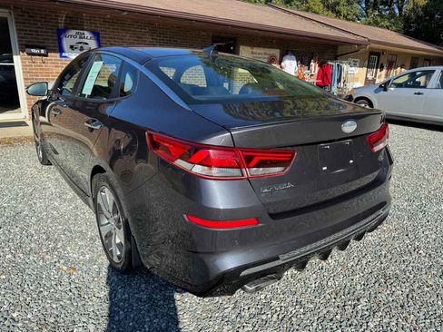 Used 2019 Kia Optima S image 3