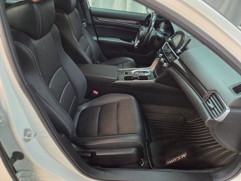 Used 2022 Honda Accord Sport image 15