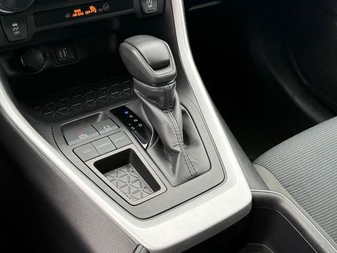 Used 2024 Toyota RAV4 LE image 24