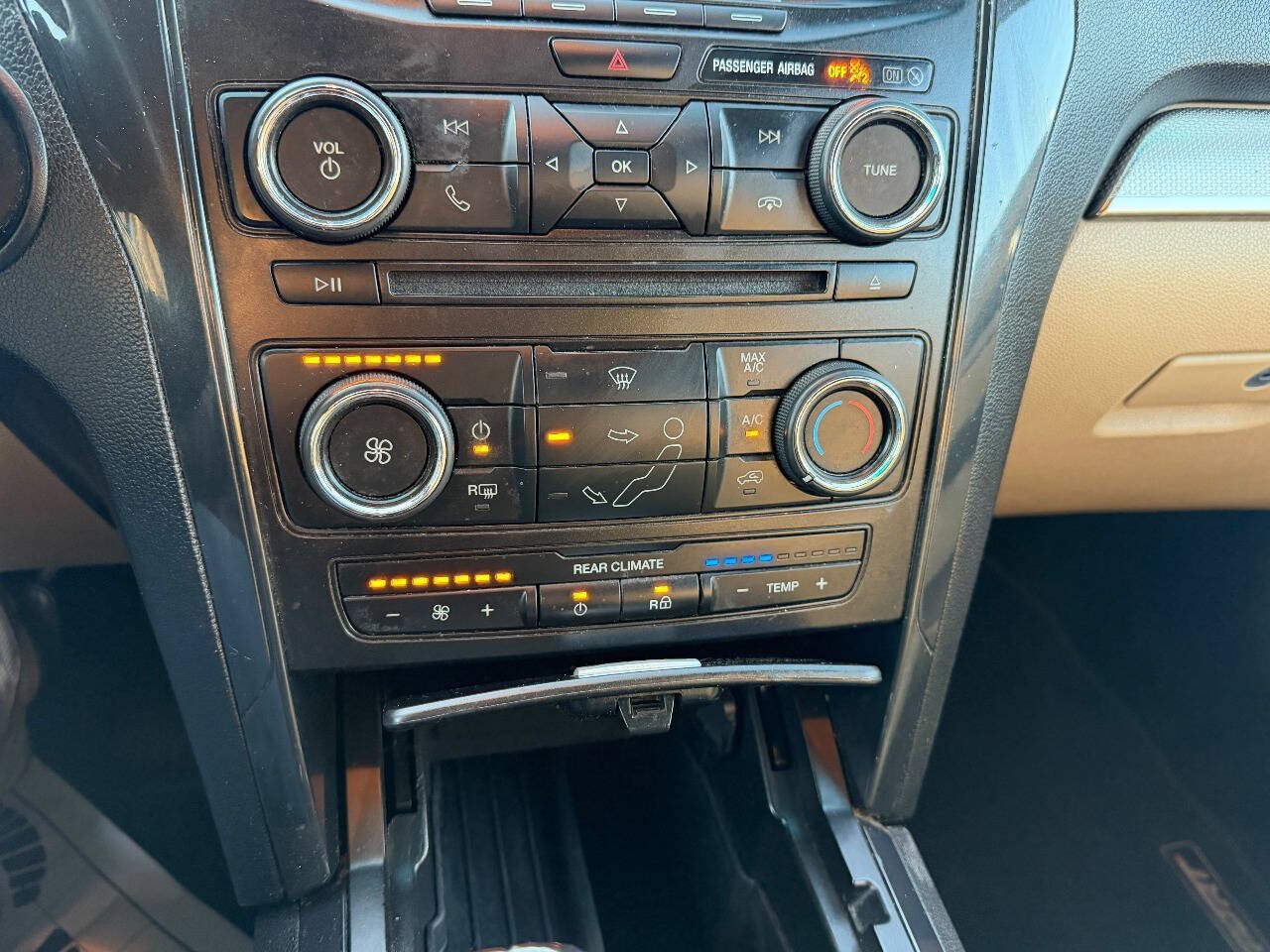 Used 2017 Ford Explorer 4WD image 29