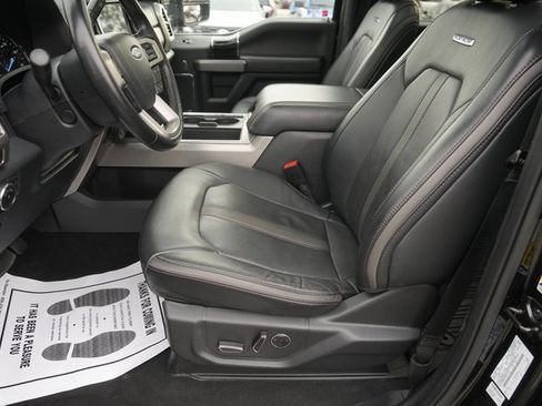 Used 2022 Ford F450 Platinum image 9