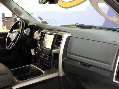 Used 2018 RAM 1500 Outdoorsman AWD/4WD image 12