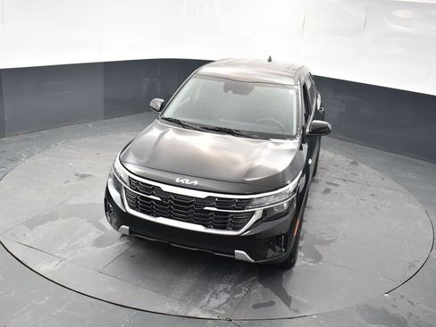 Used 2024 Kia Seltos LX image 34