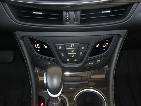 Used 2020 Buick Envision Essence w/ Experience Buick Package FWD image 20