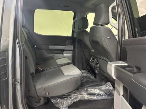 New 2026 Ford F350 XLT w/ XLT Premium Package AWD/4WD image 32