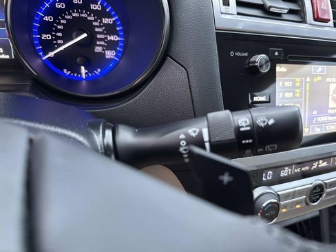 Used 2016 Subaru Outback 3.6R Limited image 38