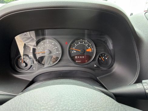 Used 2016 Jeep Patriot Sport w/ Power Value Group FWD image 28