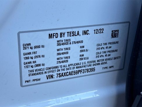 Used 2023 Tesla Model X image 28