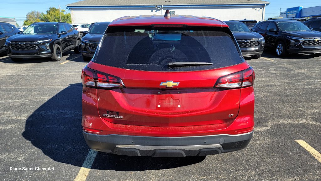 Used 2024 Chevrolet Equinox LT FWD image 5