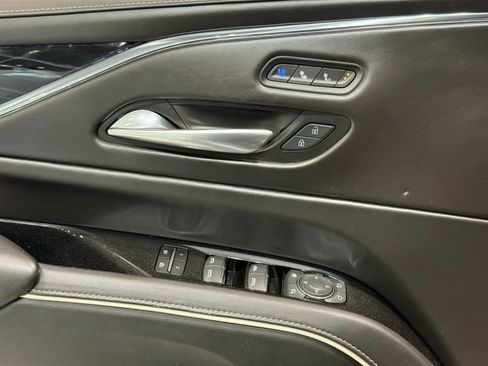 Used 2023 Cadillac Escalade V image 12