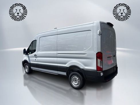 New 2026 Ford Transit 250 148 Medium Roof RWD image 7