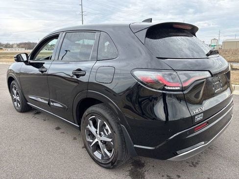 Used 2023 Honda HR-V EX-L image 7