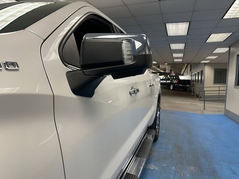 Certified 2022 Chevrolet Silverado 1500 LTZ w/ LTZ Premium Package image 16