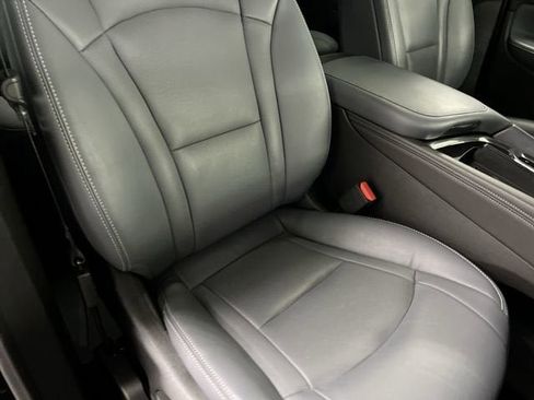 Certified 2023 Buick Enclave Essence w/ Experience Buick Package FWD image 28