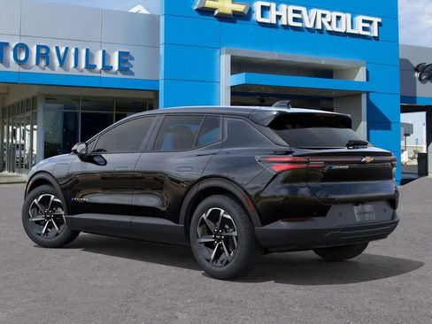 New 2026 Chevrolet Equinox EV LT image 3