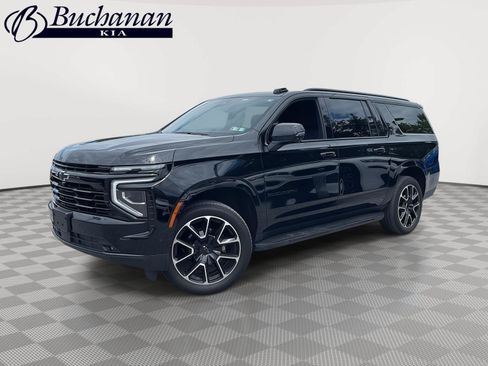 Used 2025 Chevrolet Suburban RST w/ Comfort Package AWD/4WD image 1