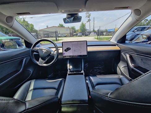 Used 2018 Tesla Model 3 Long Range AWD/4WD image 22