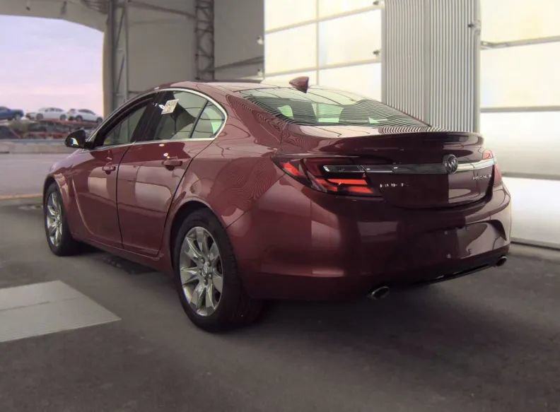 Used 2015 Buick Regal FWD image 3