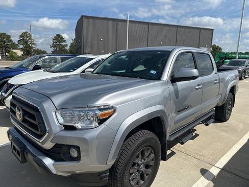 Used 2021 Toyota Tacoma SR5 image 1