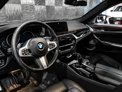 Used 2017 BMW 540i RWD image 3
