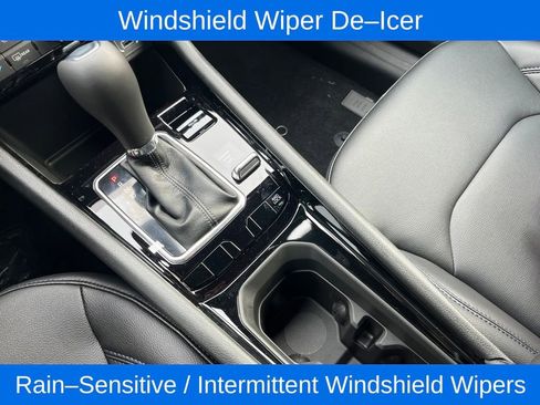 New 2026 Jeep Compass Limited image 9