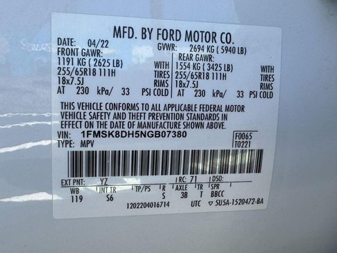 Used 2022 Ford Explorer XLT w/ Equipment Group 202A AWD/4WD image 25