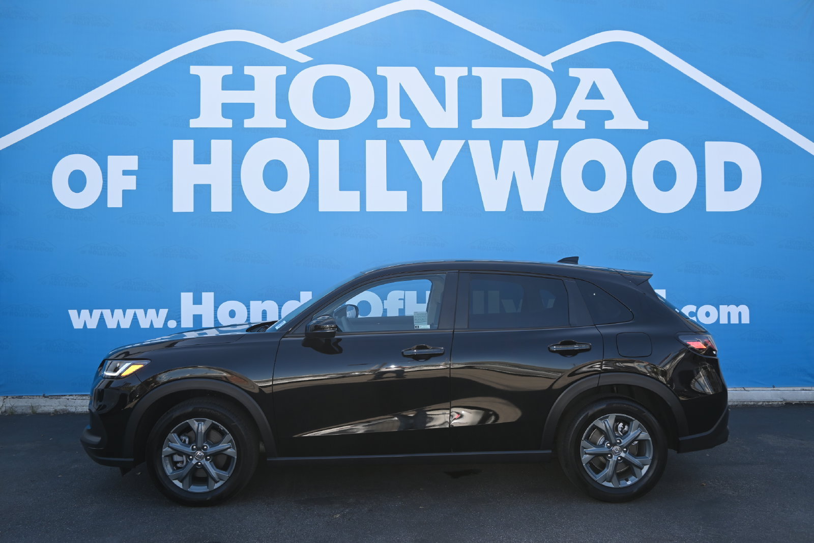 Used 2026 Honda HR-V LX image 3