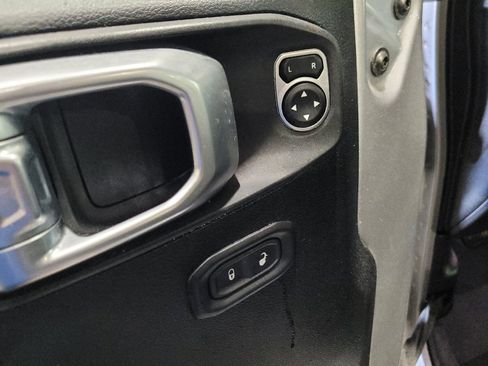 Used 2020 Jeep Wrangler Unlimited Sport S AWD/4WD image 27