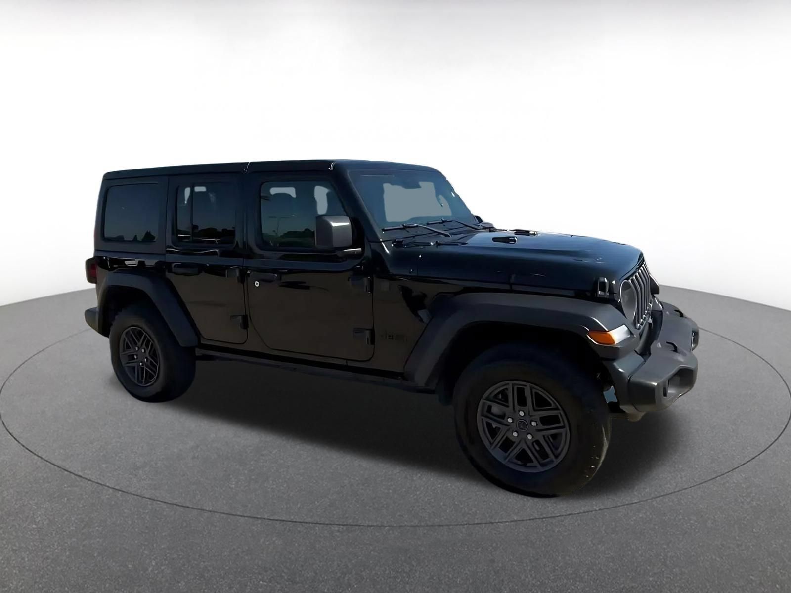 Used 2025 Jeep Wrangler Unlimited Sport AWD/4WD image 2