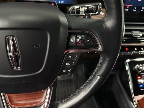 Used 2023 Lincoln Navigator L Reserve image 15