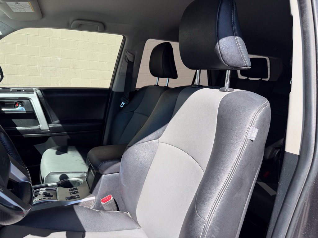 Used 2017 Toyota 4Runner SR5 Premium AWD/4WD image 19