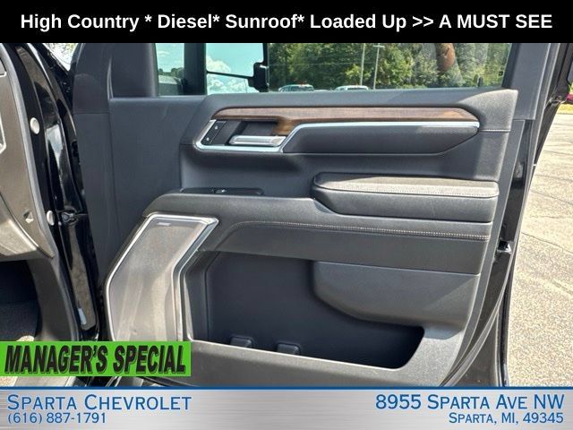 Used 2024 Chevrolet Silverado 2500 High Country AWD/4WD image 27