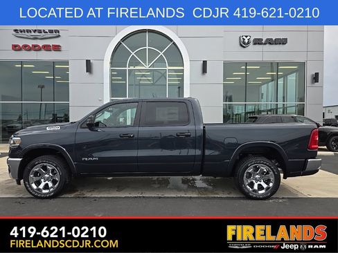 New 2026 RAM 1500 4x4 Crew Cab image 6