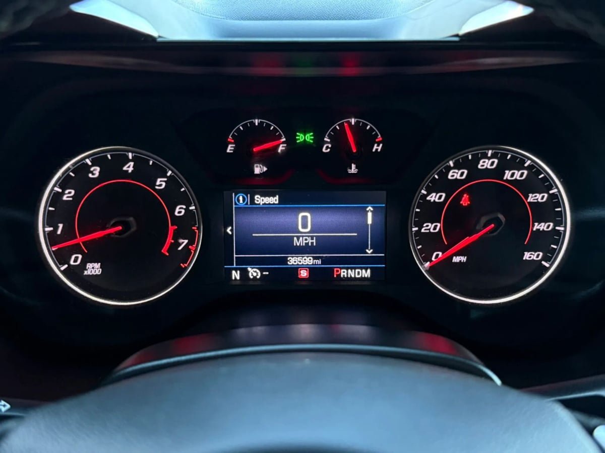 Used 2021 Chevrolet Camaro LT w/ RS Package RWD image 48