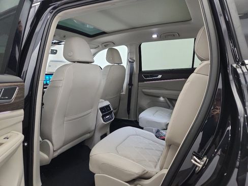New 2026 Volkswagen Atlas SEL Premium R-Line AWD/4WD image 36