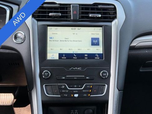 Used 2020 Ford Fusion SE image 14