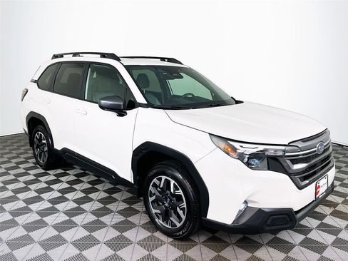 Used 2026 Subaru Forester Premium AWD/4WD image 1