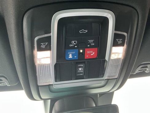 Used 2022 RAM 1500 Limited w/ Body-Colour Bumper Group image 57