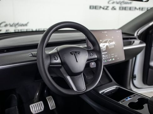Used 2022 Tesla Model Y Performance AWD/4WD image 21