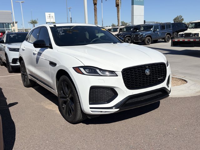 Used 2025 Jaguar F-PACE R-Dynamic S AWD/4WD image 3