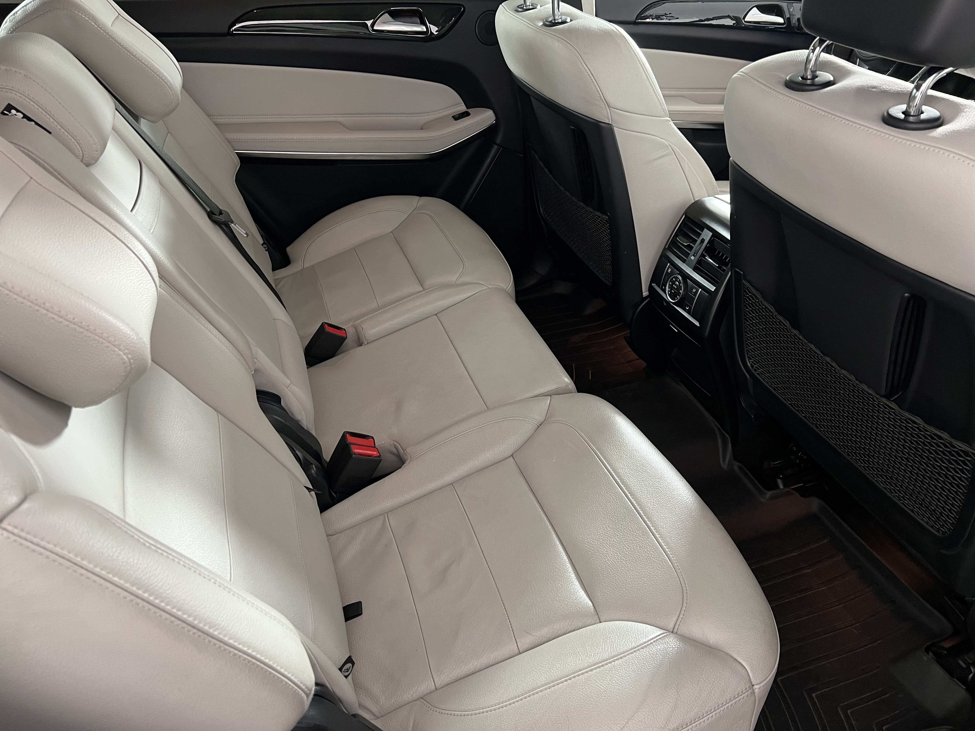Used 2017 Mercedes-Benz GLS 550 4MATIC image 23