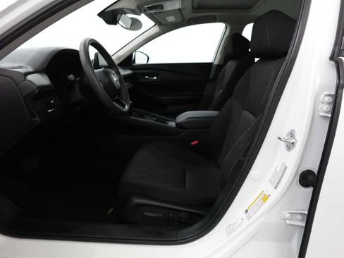 Certified 2024 Honda Accord EX image 12