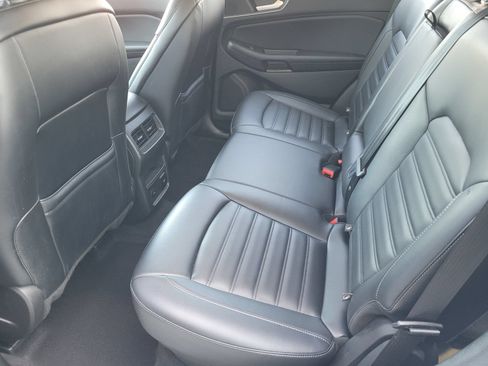 Used 2023 Ford Edge SEL w/ Convenience Package AWD/4WD image 9