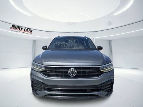 Used 2022 Volkswagen Tiguan SE R-Line FWD image 8