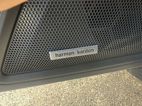 Used 2020 Subaru Outback Touring image 22