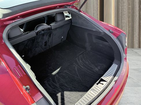 Used 2022 Tesla Model S image 18