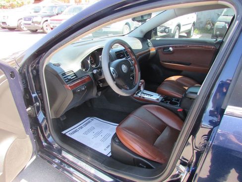 Used 2008 Saturn Aura XR w/ Premium Trim Package FWD image 9