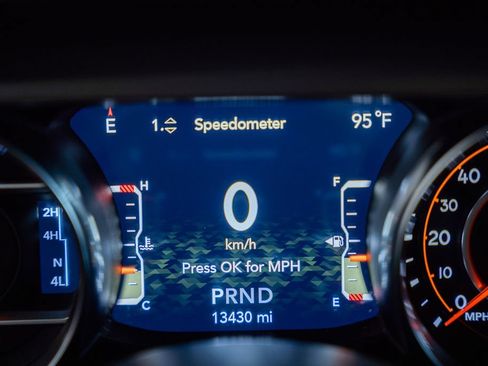 Used 2023 Jeep Wrangler Sport AWD/4WD image 35